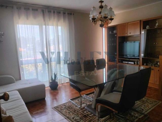 Apartamento venda em Maia, Gueifães