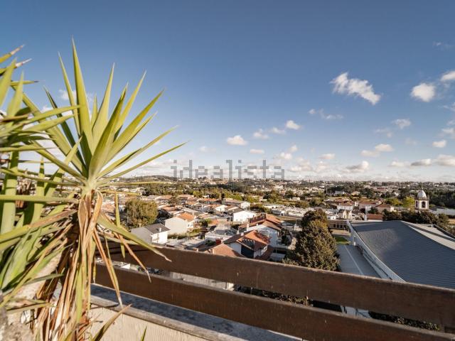 Apartamento venda em Maia, Gueifães