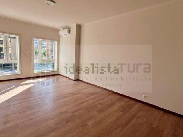 Apartamento venda em Maia, Gueifães