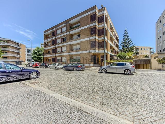 Apartamento venda em Maia, Gueifães