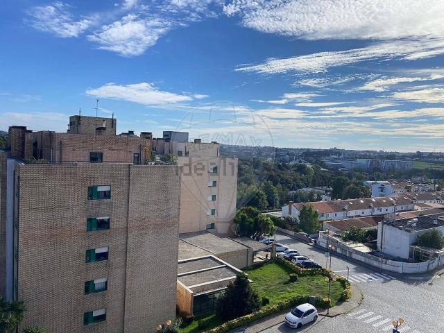 Apartamento venda em Vermoim, Cidade da Maia