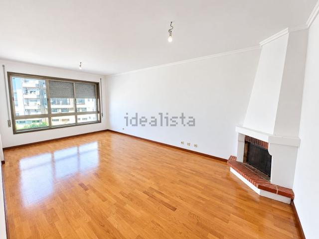 Apartamento alugar em Vermoim, Cidade da Maia