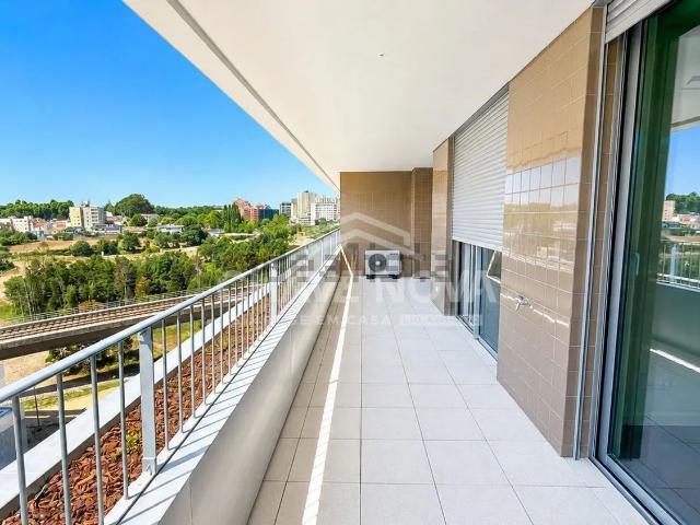 Apartamento venda em Maia, Gueifães