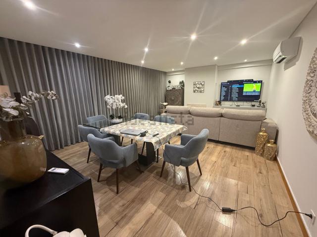 Apartamento venda em Maia, Gueifães