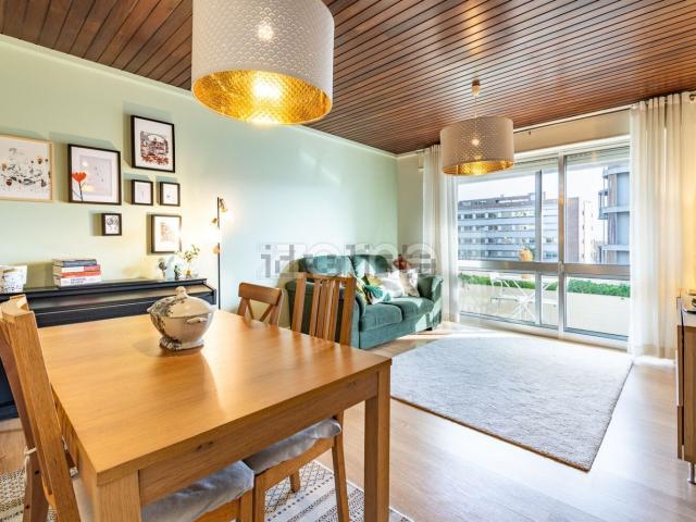 Apartamento venda em Maia, Gueifães