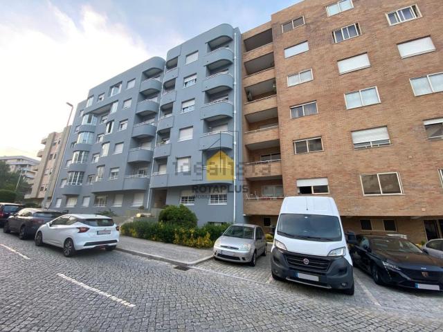 Apartamento venda em Maia, Gueifães