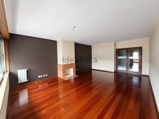 Apartamento venda em Maia, Gueifães