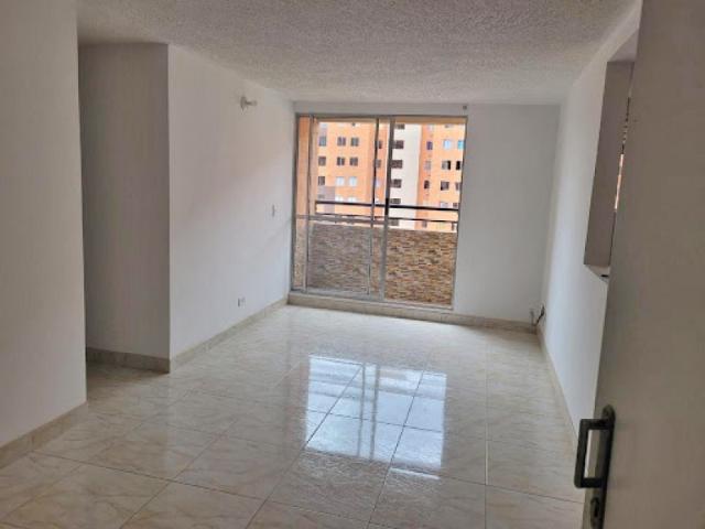 Apartamento en arriendo en Potrero Grande, Madrid