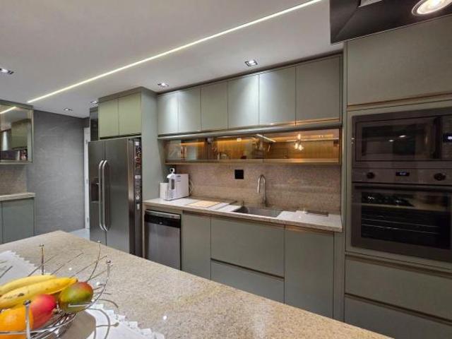 Apartamento venda em Região Imediata de São Paulo, Região Metropolitana de São Paulo