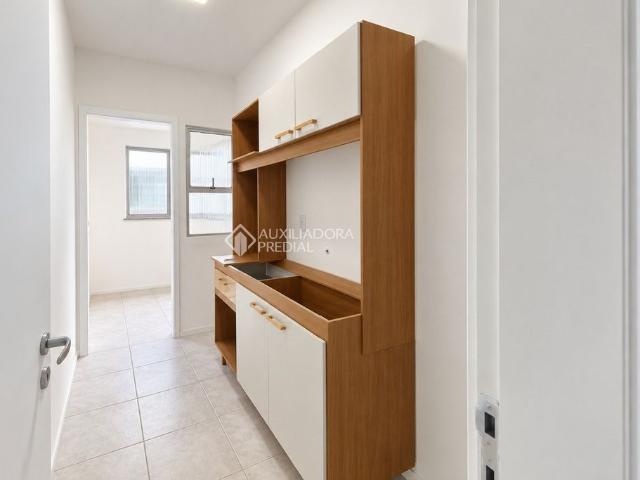 Apartamento aluguel em Nova Crixás, Região Geográfica Intermediária de Goiânia