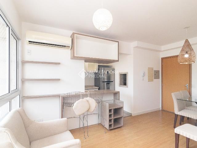 Apartamento aluguel em Tristeza, Porto Alegre