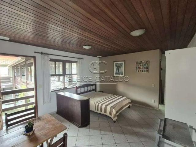 Apartamento aluguel em Pântano do Sul, Florianópolis