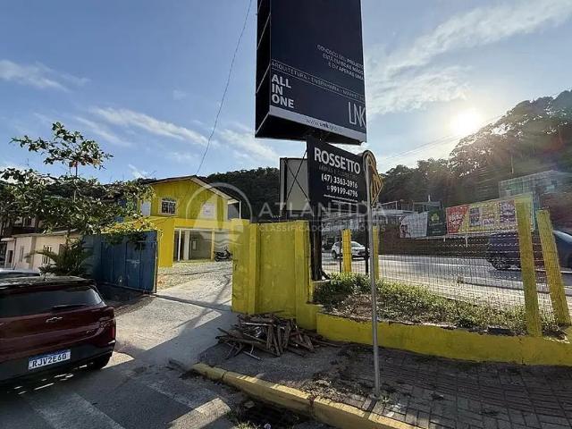 Apartamento aluguel em Monte Alegre, Camboriú