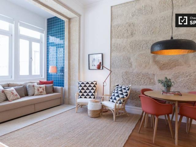 Apartamento alugar em Porto, Bom Retiro