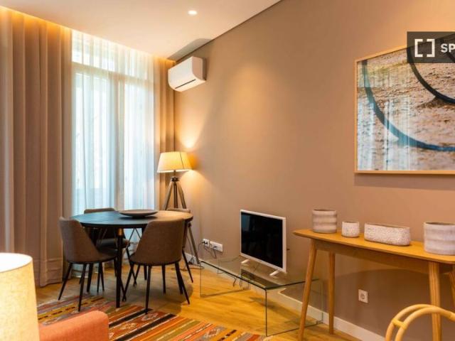 Apartamento alugar em Conjunto Urbano da Ribeira, Porto