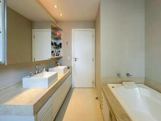 Apartamento venda em Região Geográfica Imediata de Londrina, Londrina