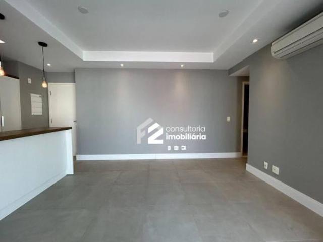 Apartamento venda em Região Imediata de Piraju, Piraju