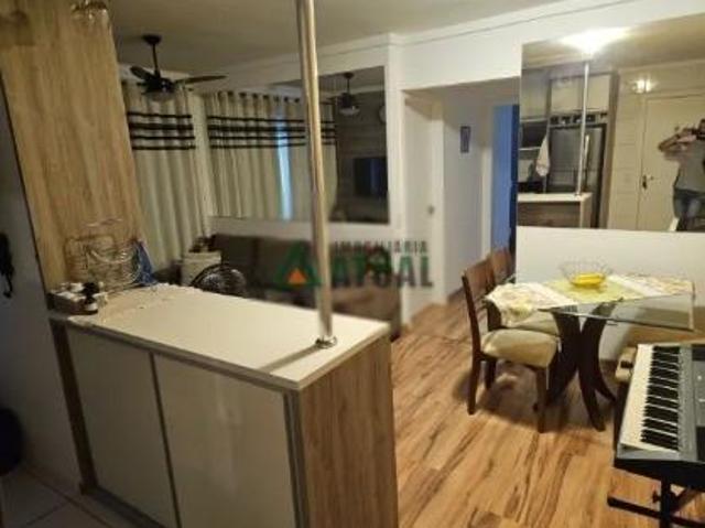 Apartamento venda em Região Geográfica Imediata de Londrina, Londrina