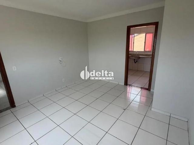 Apartamento aluguel em Jardim Holanda, Uberlândia