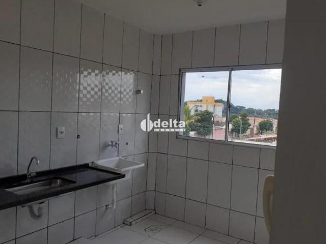 Apartamento venda em Região Geográfica Imediata de Uberlândia, Oliveira Fortes