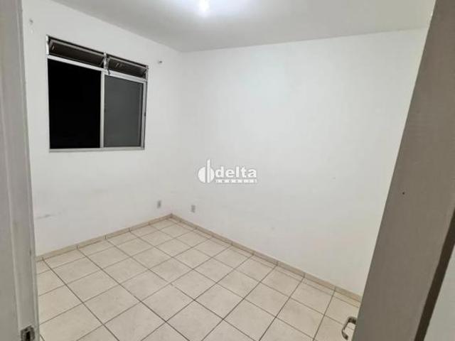 Apartamento venda em Região Geográfica Imediata de Uberlândia, Oliveira Fortes