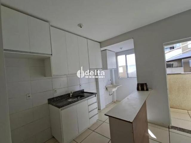 Apartamento venda em Região Geográfica Imediata de Uberlândia, Oliveira Fortes
