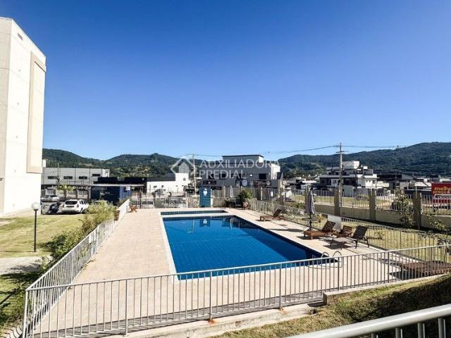 Apartamento aluguel em Região Geográfica Imediata de Florianópolis, Palhoça