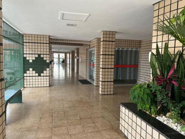 Apartamento venda em Região Geográfica Imediata do Distrito Federal, Região Integrada de Desenvolvimento do Distrito Federal e Entorno