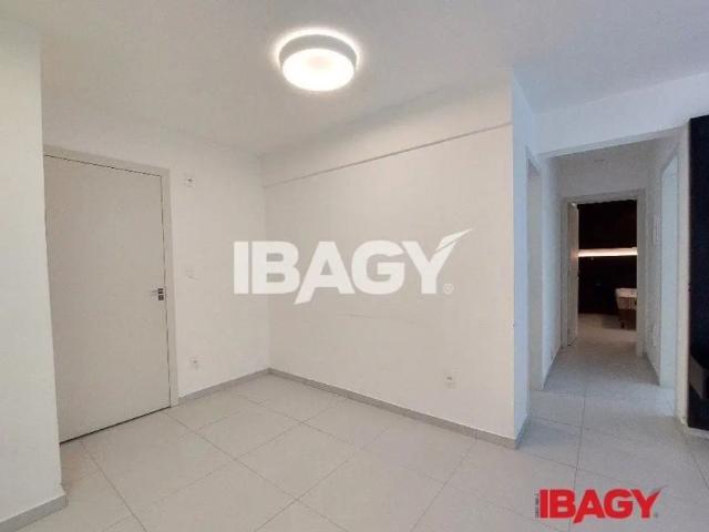 Apartamento aluguel em Aririú, Palhoça
