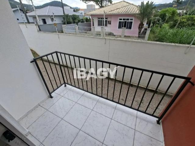 Apartamento aluguel em Aririú, Palhoça