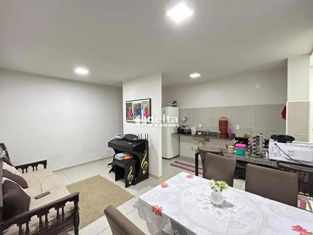 Apartamento venda em Região Geográfica Imediata de Uberlândia, Oliveira Fortes
