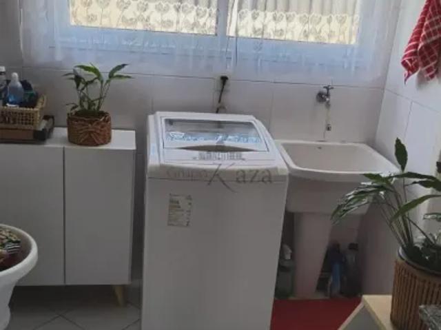 Apartamento venda em Região Imediata de São José dos Campos, Região Metropolitana do Vale do Paraíba e Litoral Norte