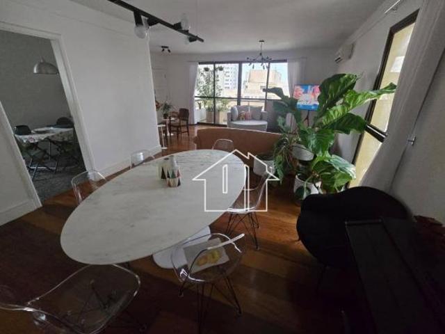 Apartamento venda em Região Imediata de São José dos Campos, Região Metropolitana do Vale do Paraíba e Litoral Norte