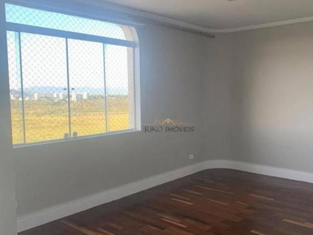 Apartamento venda em Região Imediata de São José dos Campos, Região Metropolitana do Vale do Paraíba e Litoral Norte