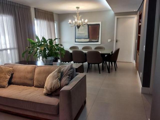 Apartamento venda em Região Imediata de São José dos Campos, Região Metropolitana do Vale do Paraíba e Litoral Norte