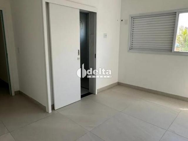 Apartamento venda em Região Geográfica Imediata de Uberlândia, Oliveira Fortes