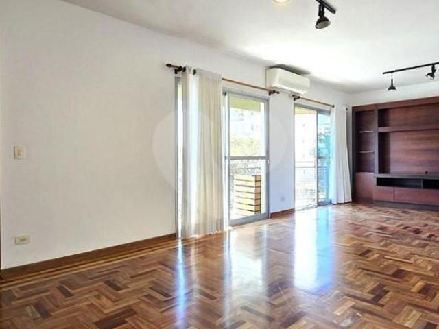 Apartamento venda em Região Imediata de São Paulo, Região Metropolitana de São Paulo