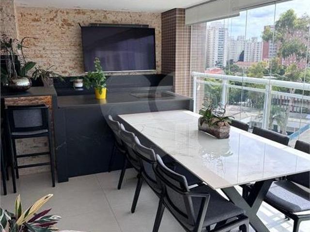 Apartamento venda em Região Imediata de São Paulo, Região Metropolitana de São Paulo