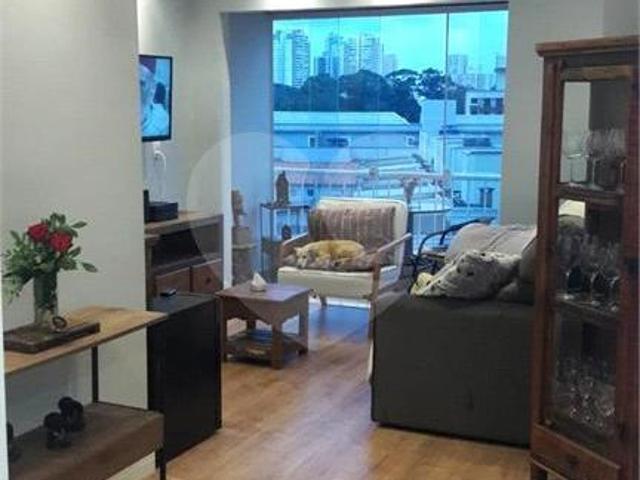 Apartamento venda em Região Imediata de São Paulo, Região Metropolitana de São Paulo
