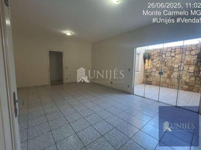 Apartamento venda em Região Geográfica Imediata de Monte Carmelo, Monte Carmelo