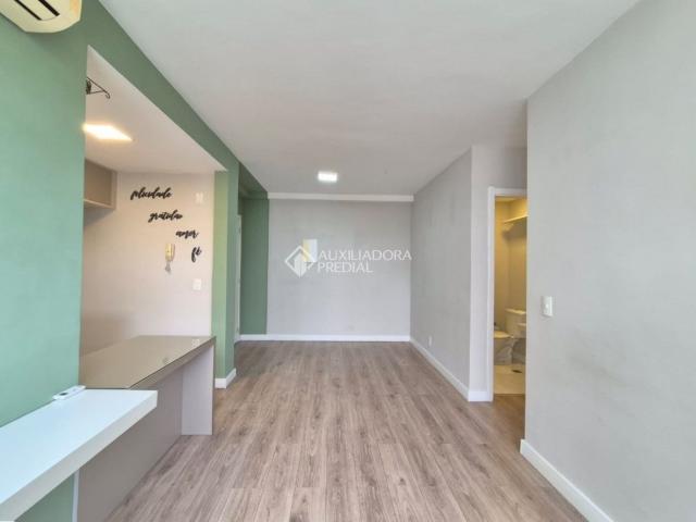 Apartamento aluguel em Tristeza, Porto Alegre