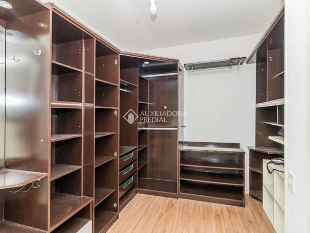 Apartamento aluguel em Região Geográfica Imediata de Porto Alegre, Região Metropolitana de Porto Alegre