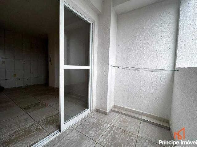 Apartamento aluguel em Adhemar Garcia, Joinville