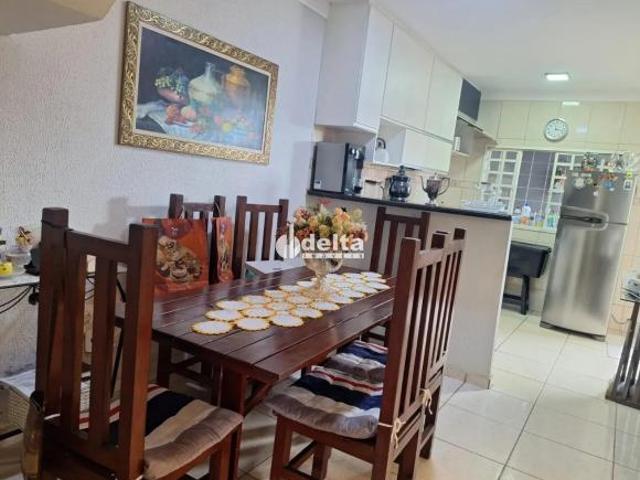Apartamento venda em Região Geográfica Imediata de Uberlândia, Oliveira Fortes