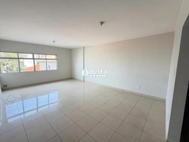 Apartamento venda em Região Geográfica Imediata de Uberlândia, Oliveira Fortes
