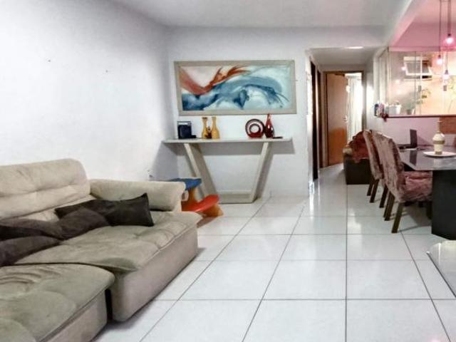 Apartamento venda em Região Geográfica Imediata do Distrito Federal, Região Integrada de Desenvolvimento do Distrito Federal e Entorno