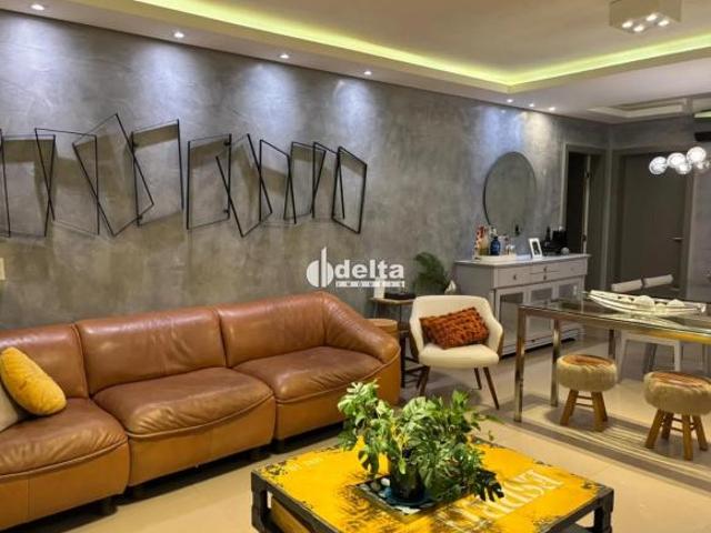 Apartamento venda em Região Geográfica Imediata de Uberlândia, Oliveira Fortes