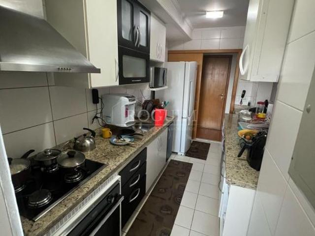 Apartamento venda em Região Imediata de São José dos Campos, Região Metropolitana do Vale do Paraíba e Litoral Norte