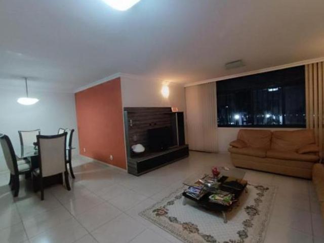 Apartamento venda em SQN 202, Plano Piloto