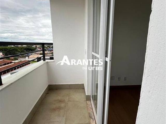 Apartamento venda em Região Geográfica Imediata de Uberlândia, Oliveira Fortes